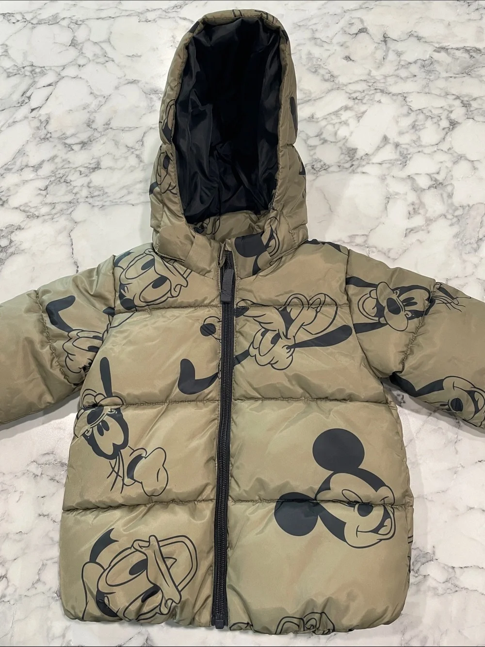 H&M Disney Toddler Mickey Puffer Jacket in Olive and Black 2T